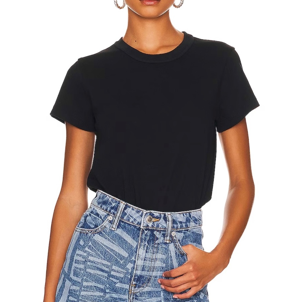 Chaser Crew Neck Short Sleeve Tee